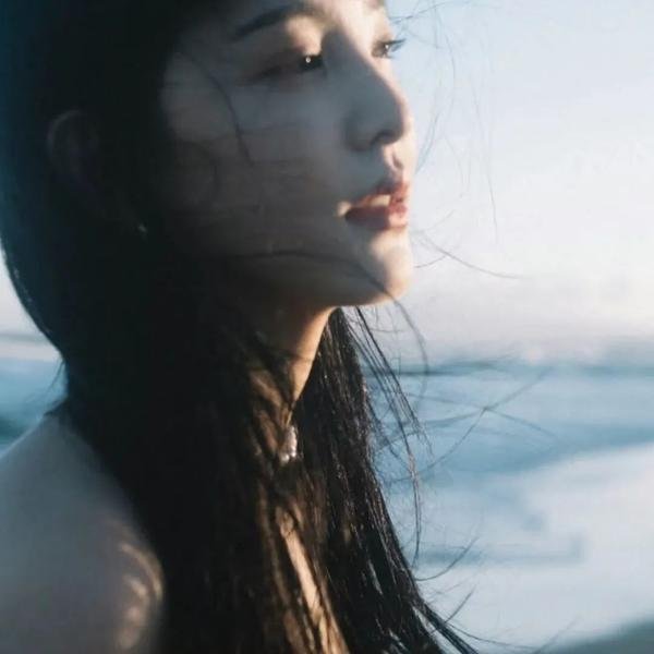 女霸总的逆爱之殇